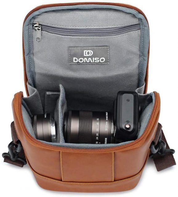 Una funda para la cámara es uno de los mejores regalos para viajeros.